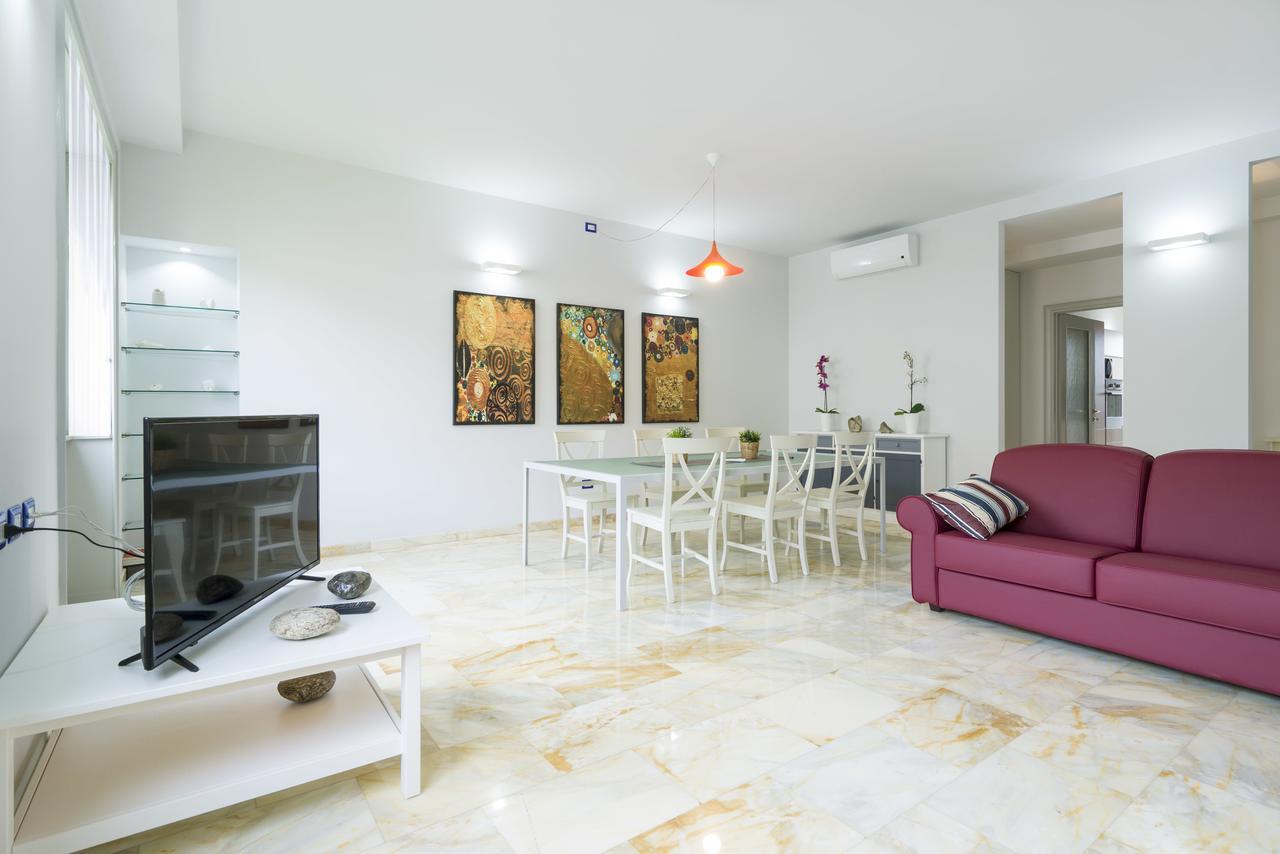 Primopiano - Rg12 Appartement